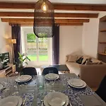 Les Pierres Du Bonheur Meuble Tourisme 3 Etoiles 別荘 Oelleville